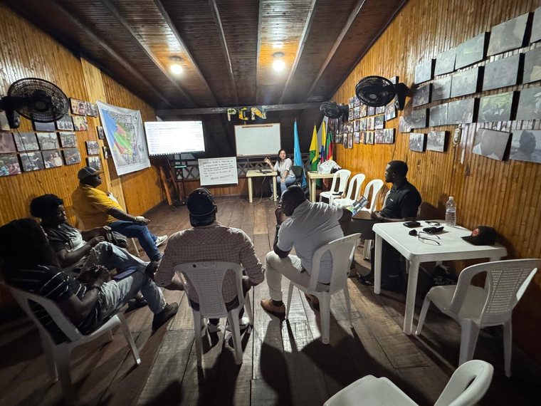 El IPTP visita la sede del PCN Congal para hablar de proyectos de energías y economías alternativas.
