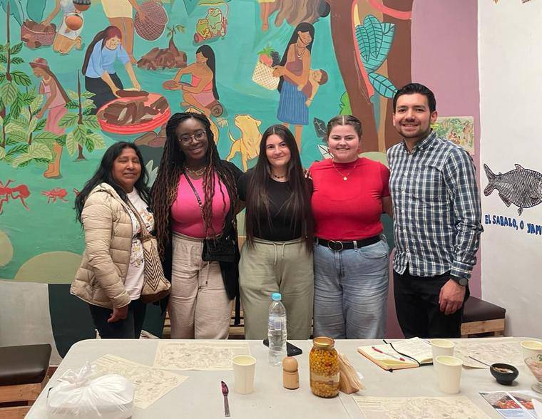 Visita de una estudiante en práctica del IPTP en Bogotá.